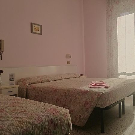 Hotel Villa Donati Viserbella di Rimini 外观 照片