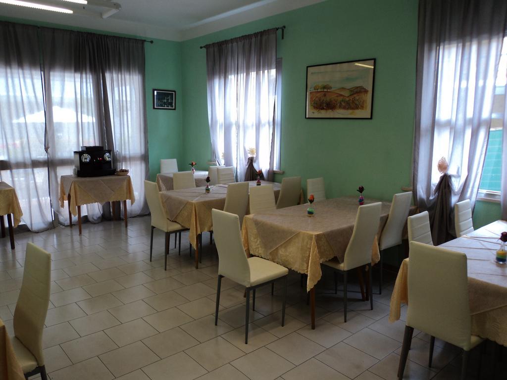 Hotel Villa Donati Viserbella di Rimini 外观 照片